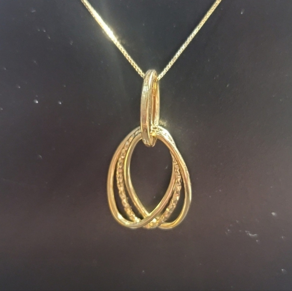 N150 14k Triple Oval Drop Pendant with Chain